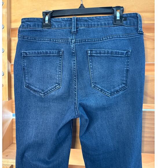 Liverpool Los Angeles/Jean Co EUC ASTRID Crop Jeans Size 4 in Blue - Picture 3 of 6